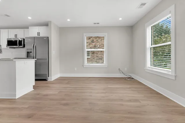 $2,800 | 1752 Skinner Avenue, Charleston, SC 29407