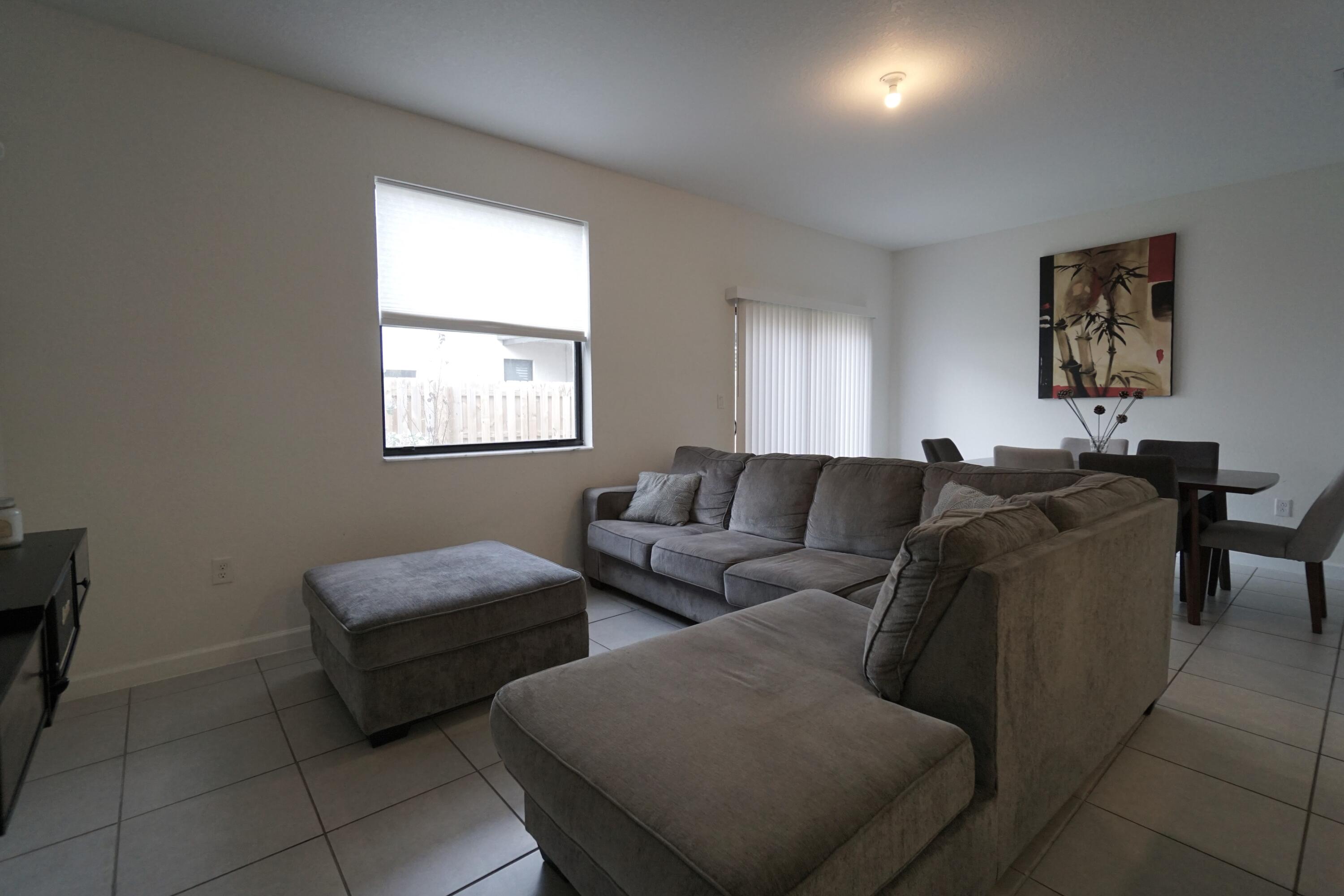 23010 Southwest 128th Place Miami, FL 33177 - Photo 12 of 46 DSC05088