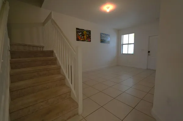 $3,300 | 23010 Southwest 128th Place, Miami, FL 33177