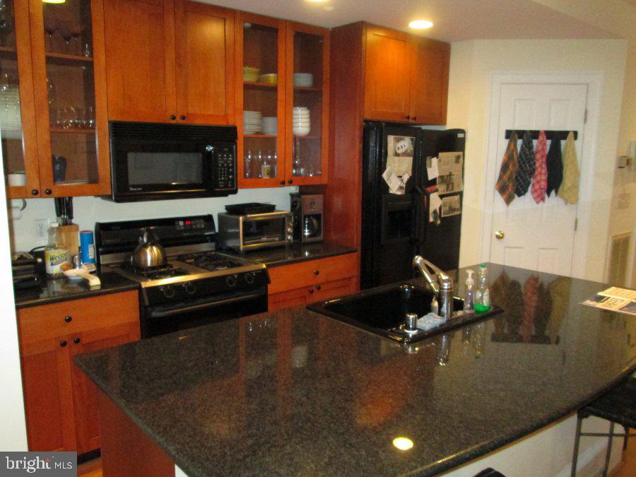 1529 Q Street Northwest, Unit 1 Washington, DC 20009 - Photo 7 of 24