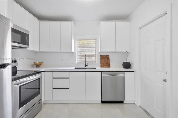 $3,300 | 1810 Northwest 47th Street, Miami, FL 33142