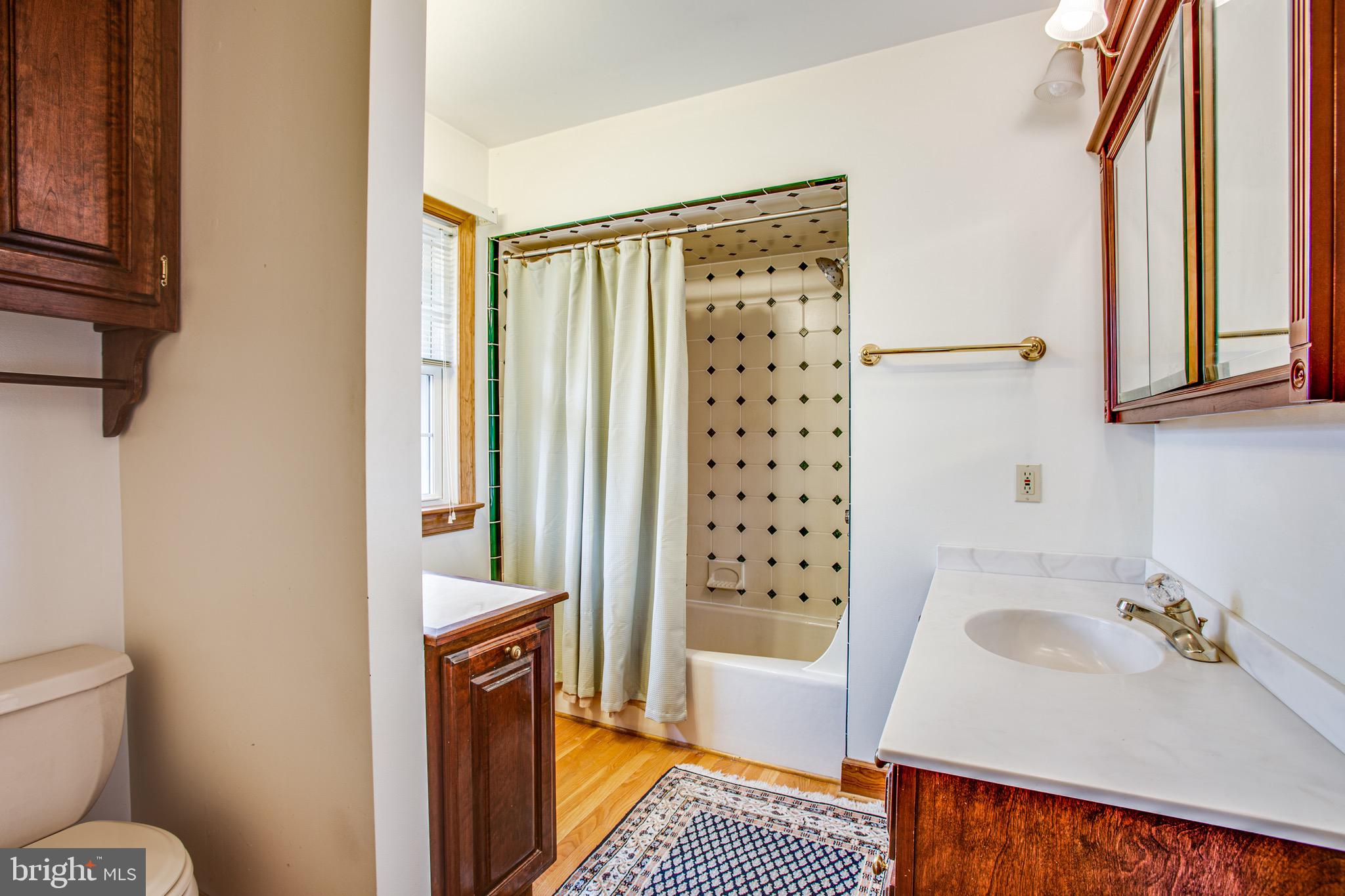 6273 Courthouse Road Spotsylvania, VA 22551 - Photo 15 of 36 Primary full bathroom