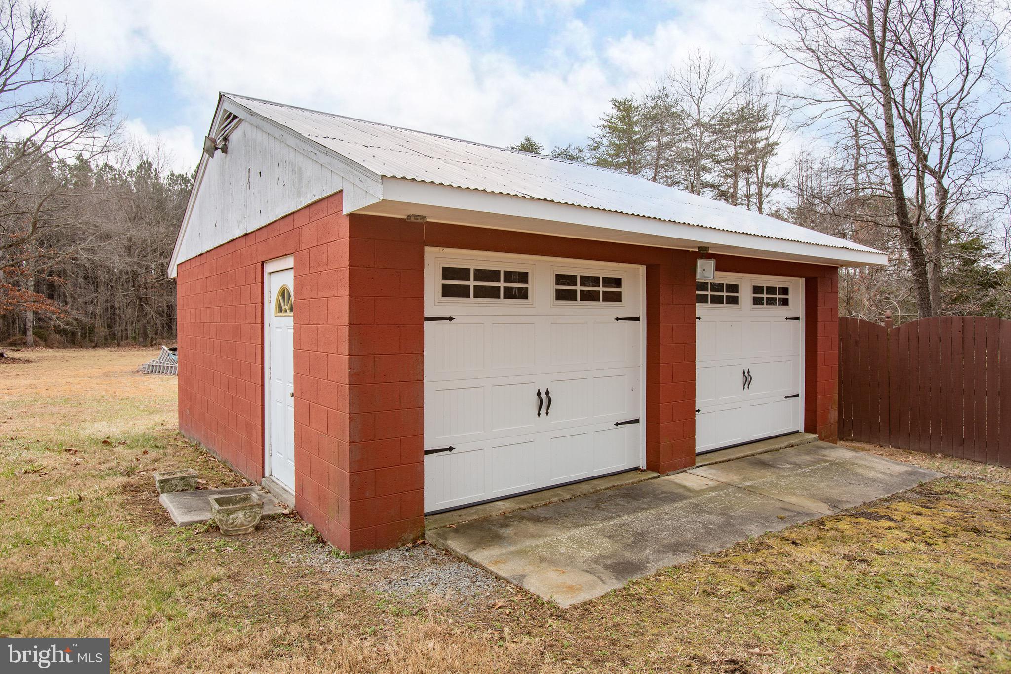 6273 Courthouse Road Spotsylvania, VA 22551 - Photo 29 of 36 24x24 separate detached garage!