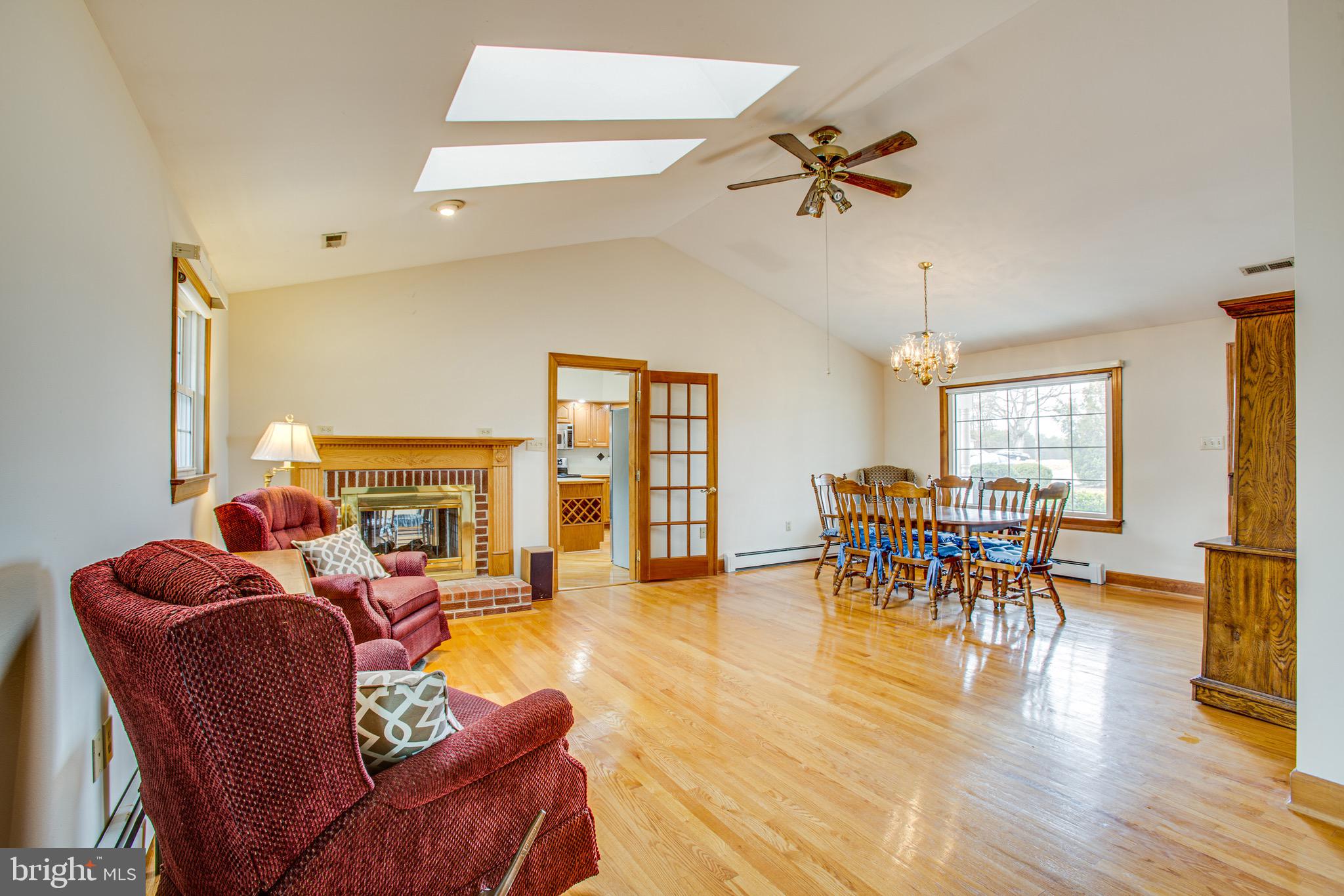 6273 Courthouse Road Spotsylvania, VA 22551 - Photo 3 of 36 Natural lighting floods the entire room!