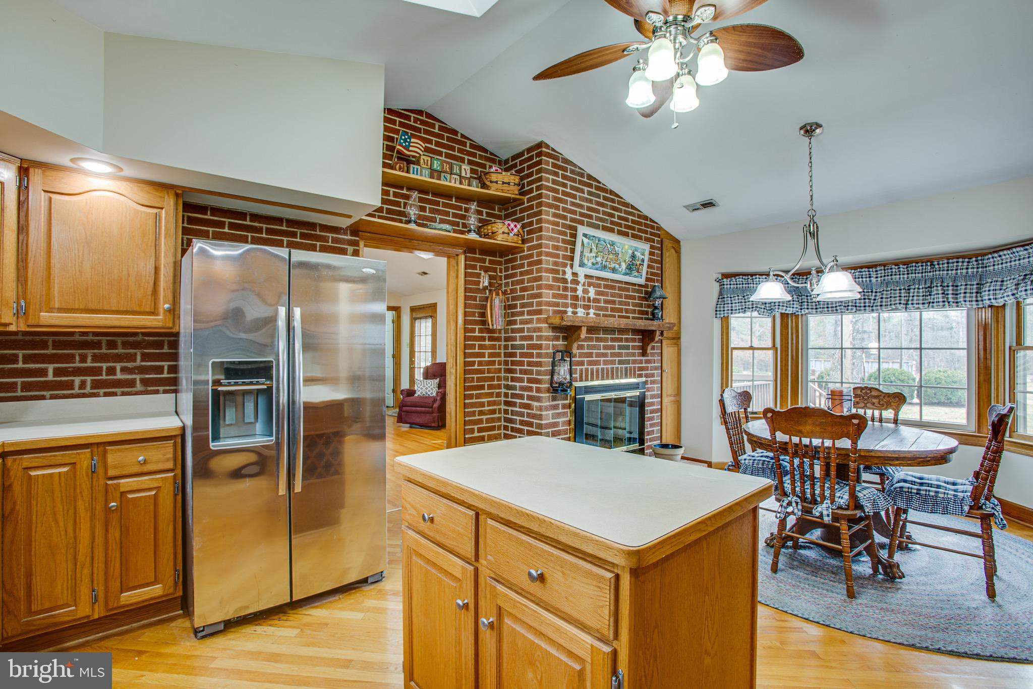 6273 Courthouse Road Spotsylvania, VA 22551 - Photo 8 of 36 Exposed brick feature wall!