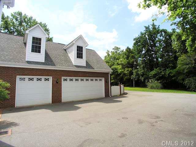 5025 Old Hickory Road Van Wyck, SC 29720 - Photo 10 of 14 Gallery Image 10