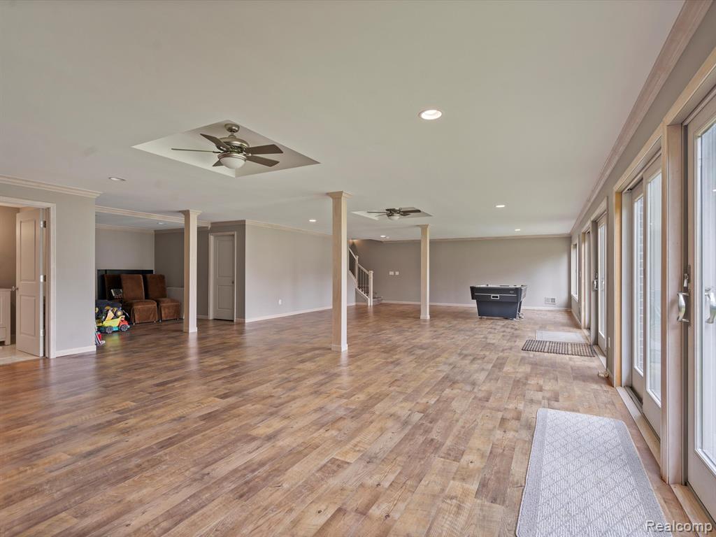 9845 Rilton Clarkston, MI 48348 - Photo 28 of 40