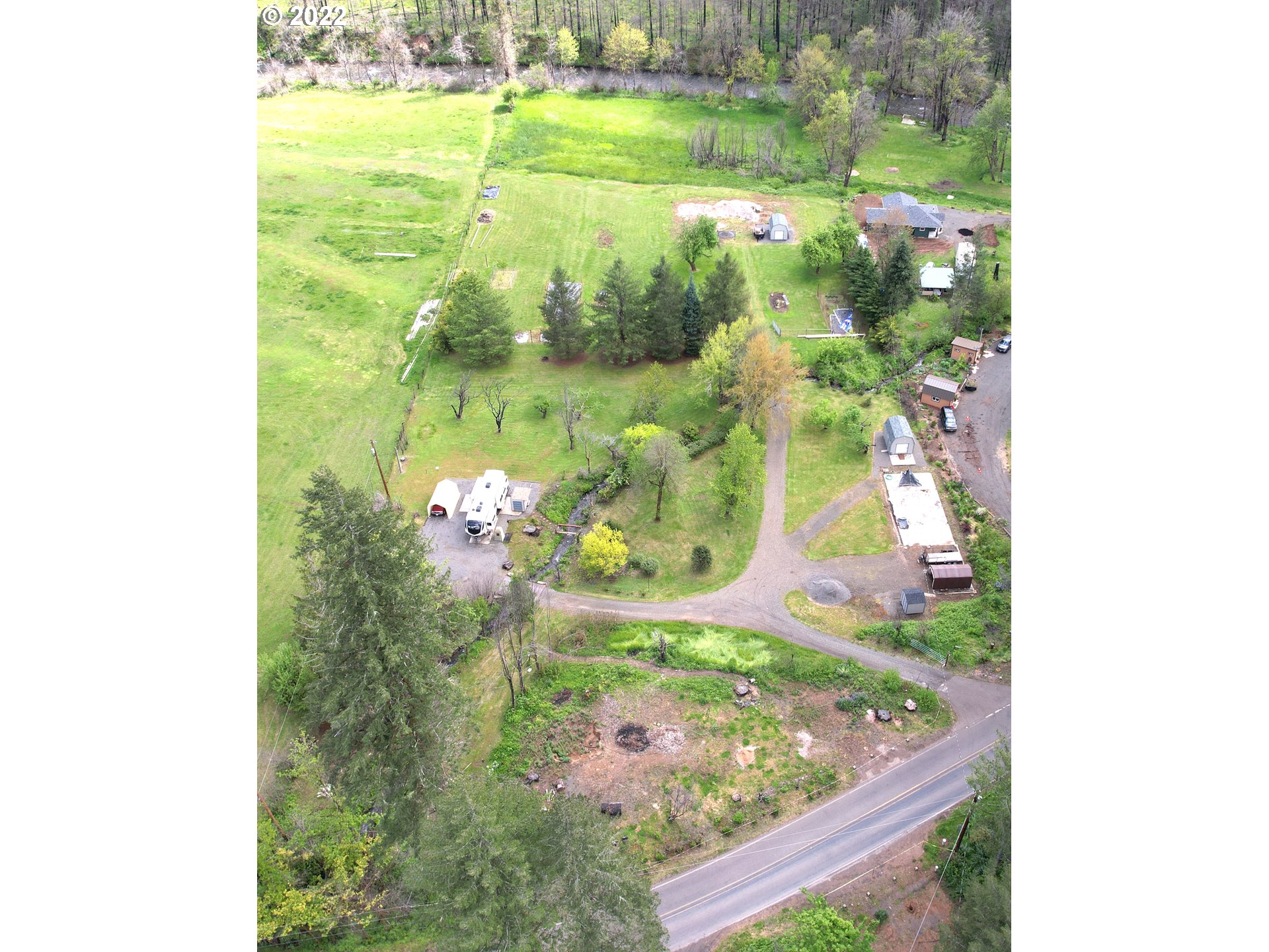 46014 North Gate Creek Road Vida, OR 97488 - Photo 3 of 32 Gallery Image 3