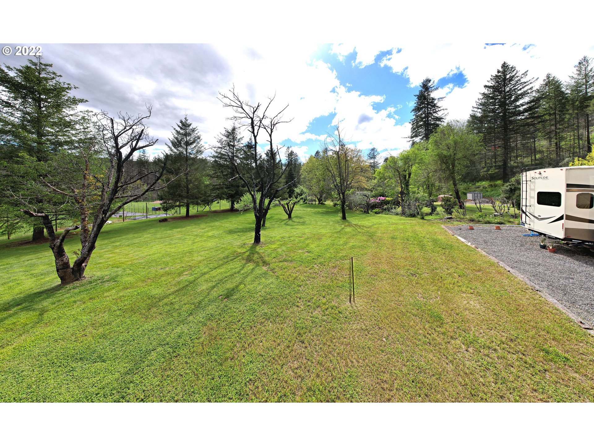 46014 North Gate Creek Road Vida, OR 97488 - Photo 9 of 32 Gallery Image 9