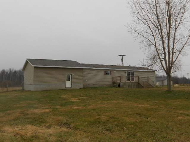 6941 Burns Line Road Lexington, MI 48450 - Photo 5 of 23 31086452-4.JPG