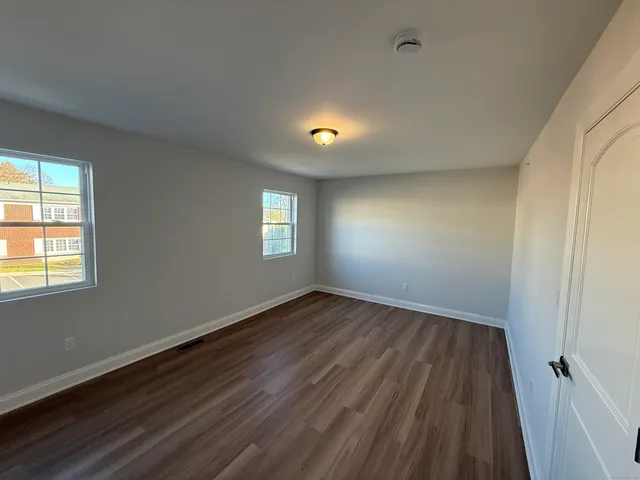 $2,000 | 50 Greenhouse Road, Unit 42A, Bridgeport, CT 06606