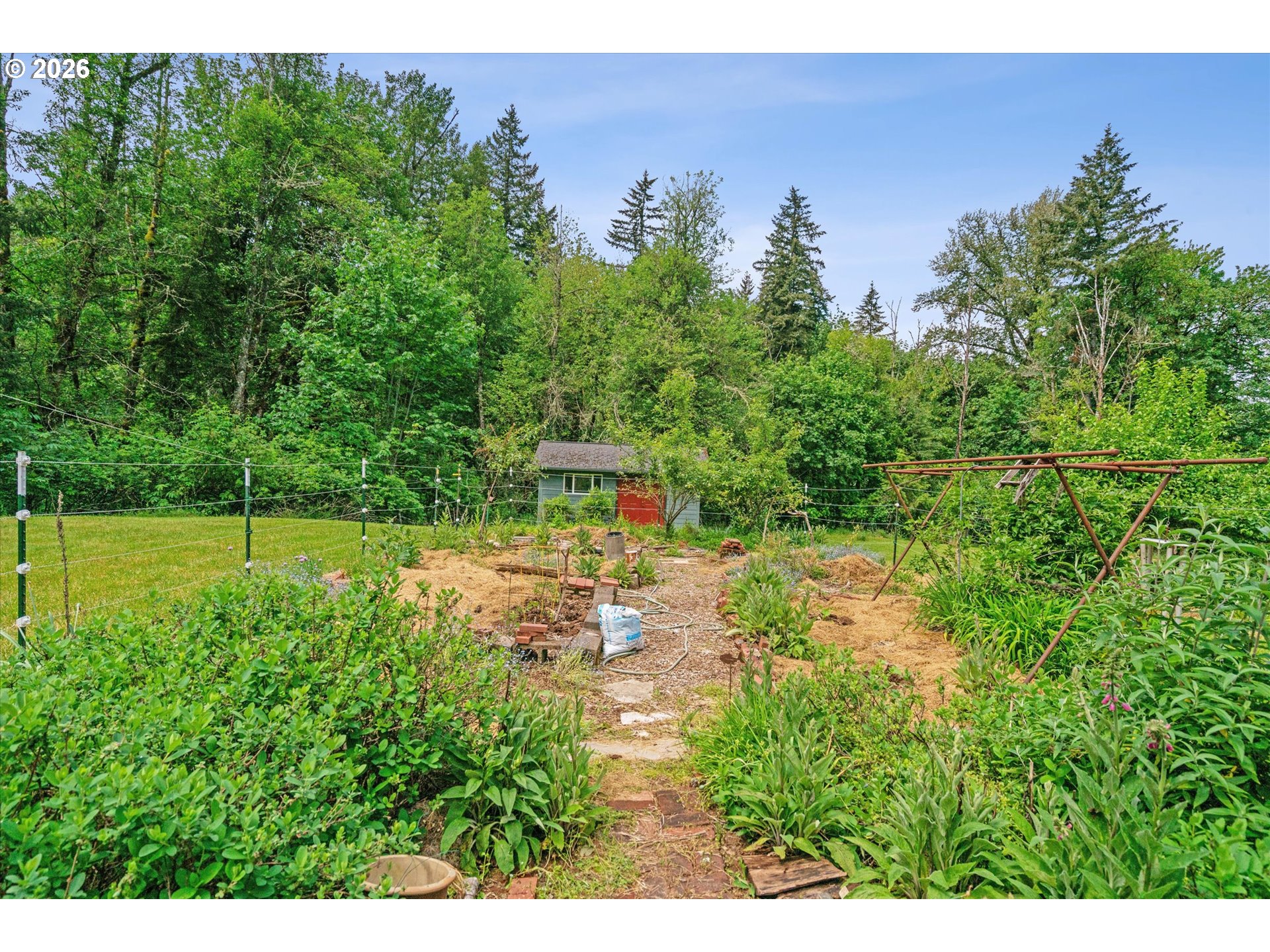19209 South Ridge Road Oregon City, OR 97045 - Photo 34 of 45 Garden