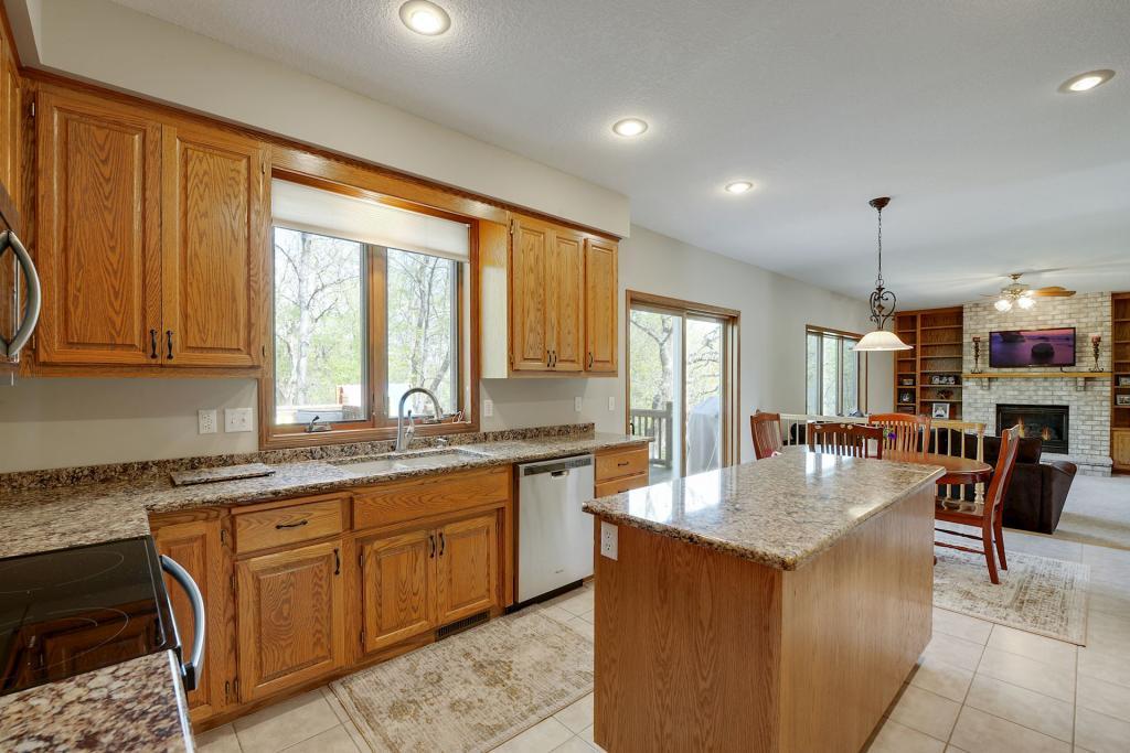 13823 Elkhart Road Apple Valley, MN 55124 - Photo 12 of 43 Gallery Image 12
