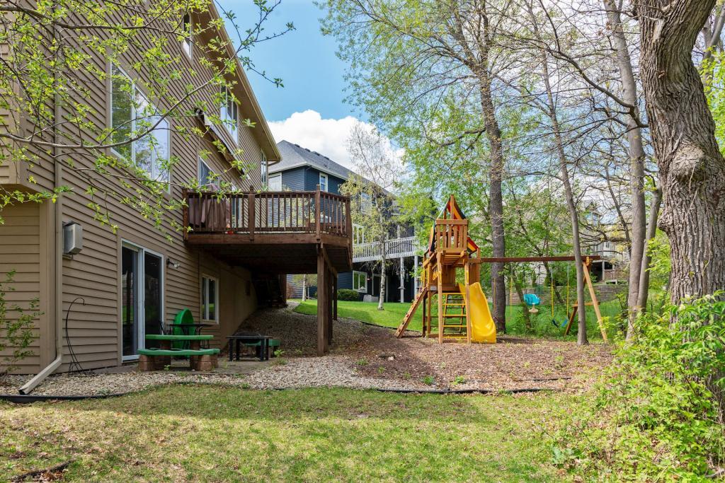 13823 Elkhart Road Apple Valley, MN 55124 - Photo 31 of 43 Gallery Image 31