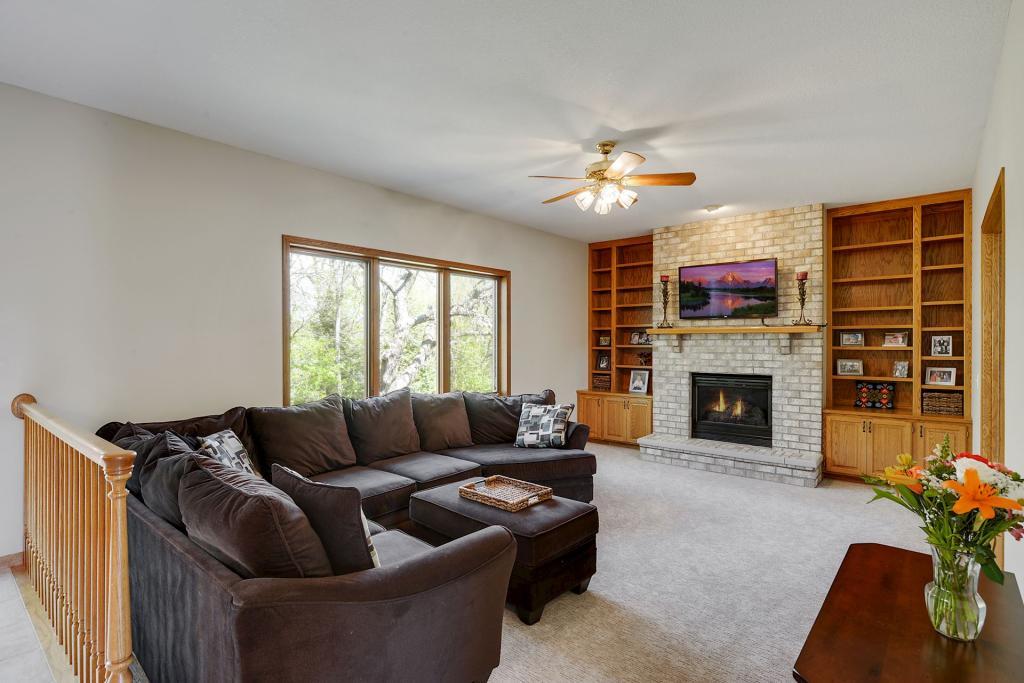 13823 Elkhart Road Apple Valley, MN 55124 - Photo 8 of 43 Gallery Image 8