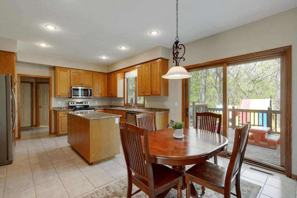 13823 Elkhart Road Apple Valley, MN 55124 - Photo 10 of 43 Gallery Image 10