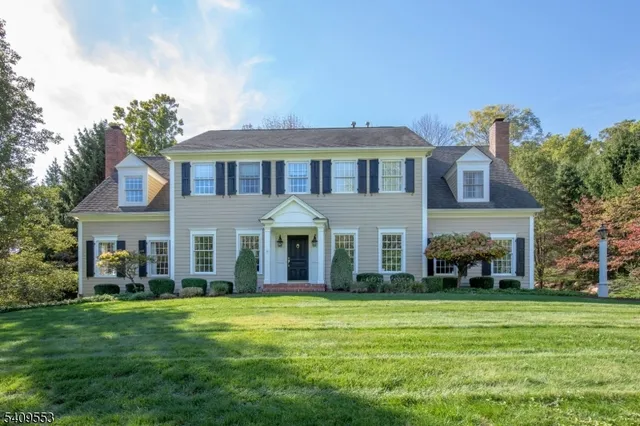 $1,800,000 | 10 Brookrace Drive, Mendham, NJ 07945