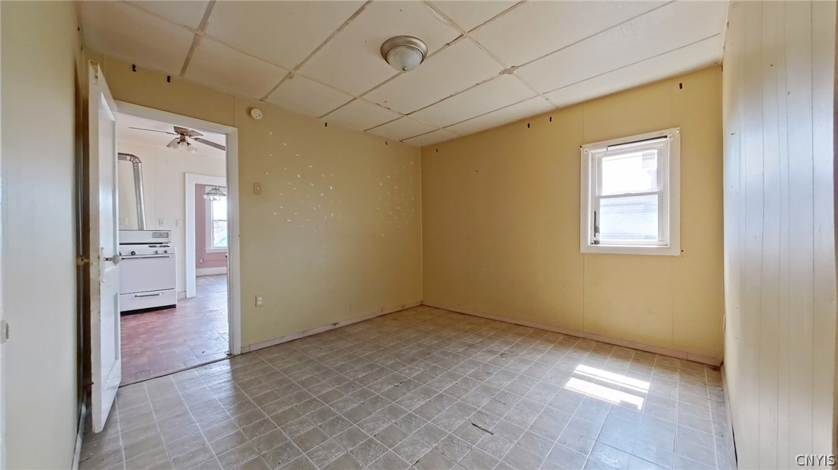 418 Bacon Street Utica, NY 13501 - Photo 37 of 48