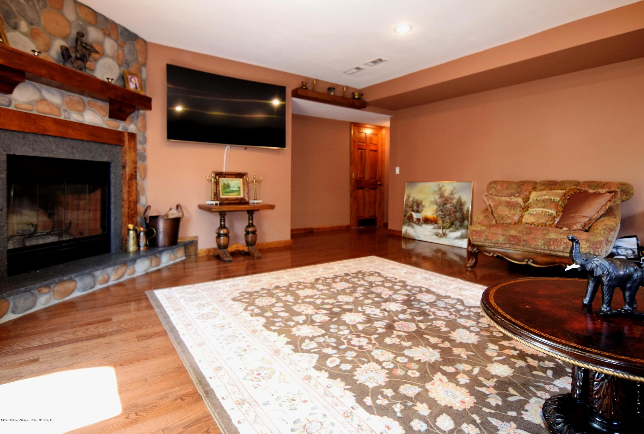 78 Dent Road Staten Island, NY 10308 - Photo 9 of 32 (9) Family Room w/ Fire Place