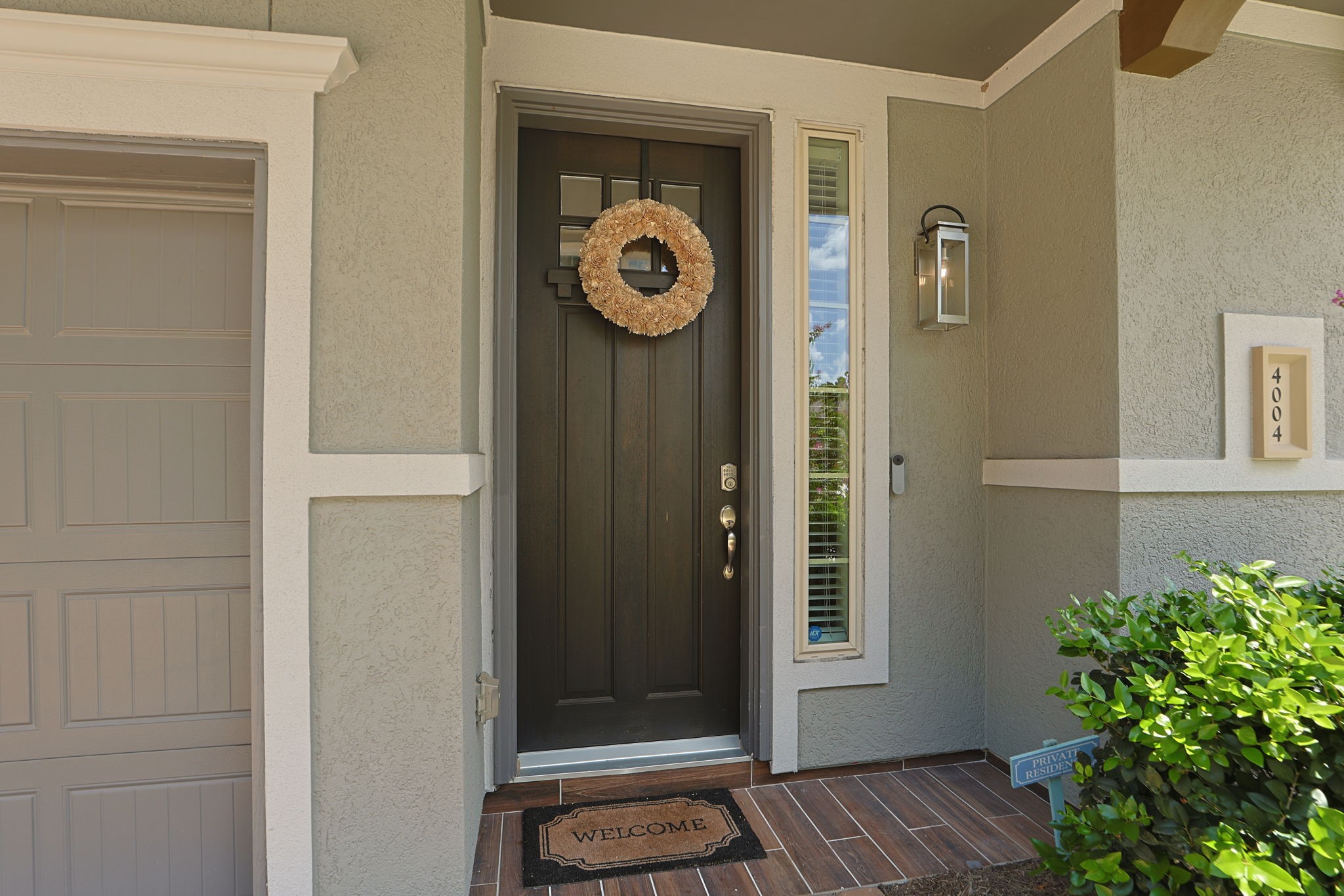 4004 Centre Meadow Way Houston, TX 77043 - Photo 3 of 33