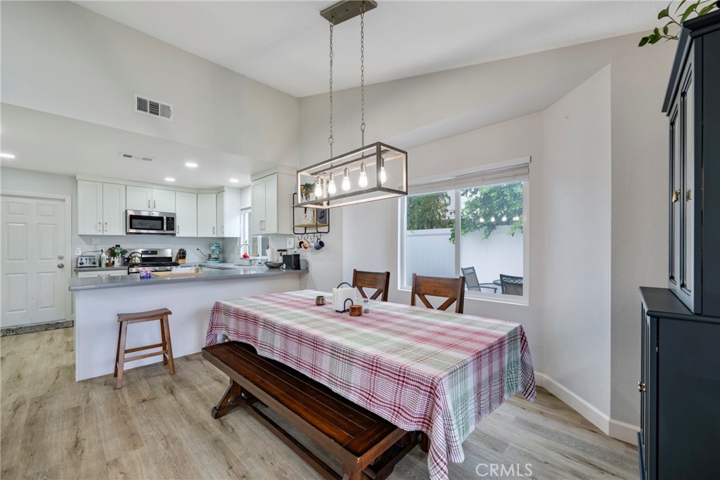 5493 Conestoga Lane Riverside, CA 92504 - Photo 11 of 44