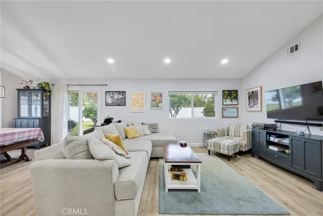 $589,900 | 5493 Conestoga Lane, Riverside, CA 92504