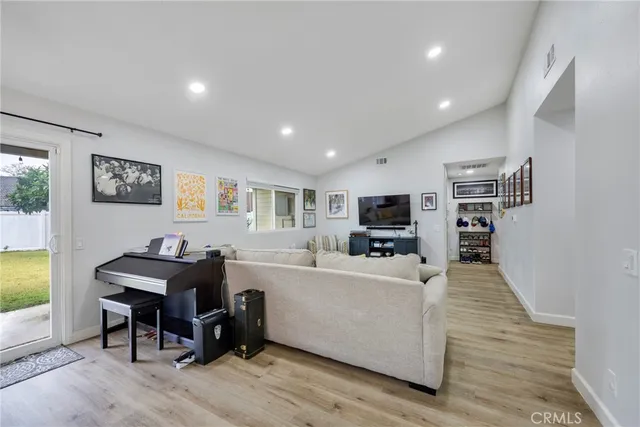 $589,900 | 5493 Conestoga Lane, Riverside, CA 92504