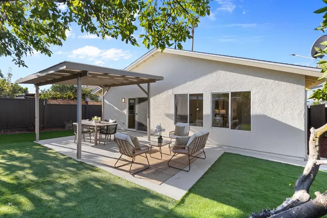 $998,000 | 262 Checkers Drive, San Jose, CA 95116