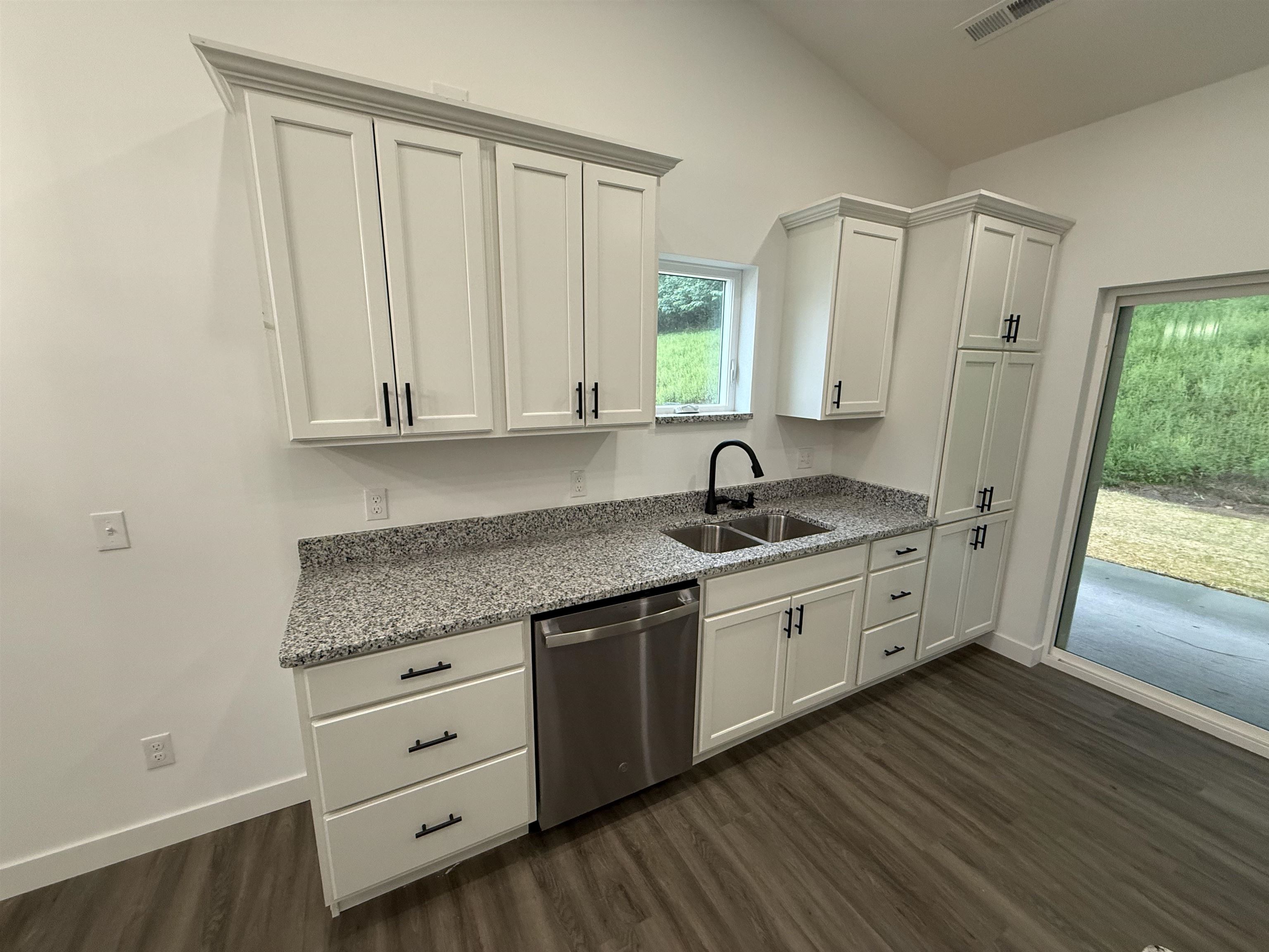 1093 Rusalka Reedsburg, WI 53959 - Photo 7 of 19 Gallery Image 7