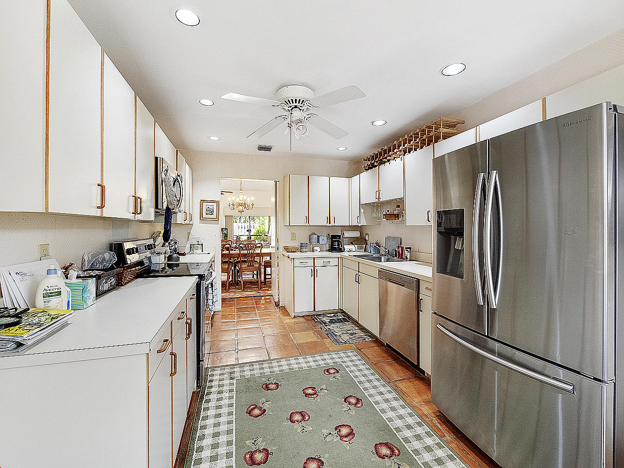 23283 Water Circle Boca Raton, FL 33486 - Photo 12 of 33 Kitchen
