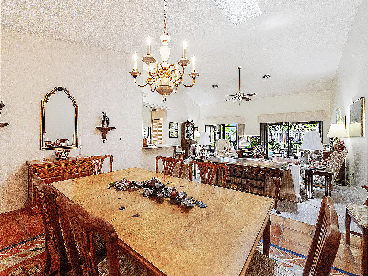23283 Water Circle Boca Raton, FL 33486 - Photo 10 of 33 Dining