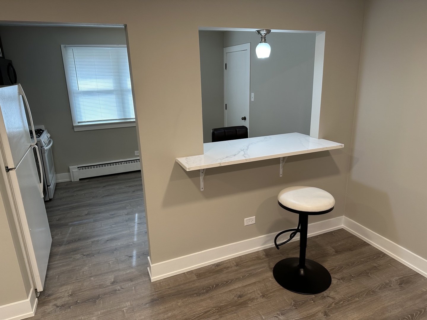 7645 Roberts Road Bridgeview, IL 60455 - Photo 17 of 26 Gallery Image 17