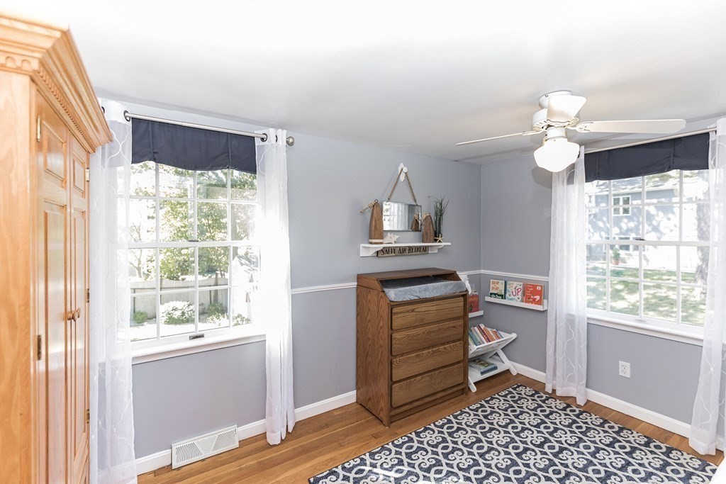 3 Robinhood Road Wareham, MA 02571 - Photo 10 of 35 Gallery Image 10