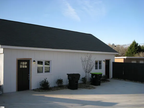 $1,099 | 1 Bollinger Street, Unit B, Pelzer, SC 29669