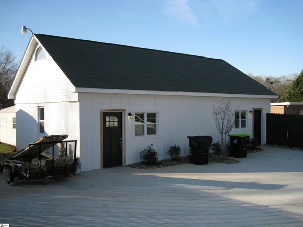 $1,099 | 1 Bollinger Street, Unit B, Pelzer, SC 29669