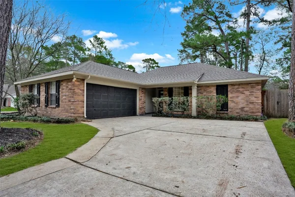 $425,000 | 3 Still Corner Place, Spring, TX 77381