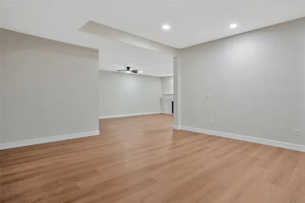 $425,000 | 3 Still Corner Place, Spring, TX 77381