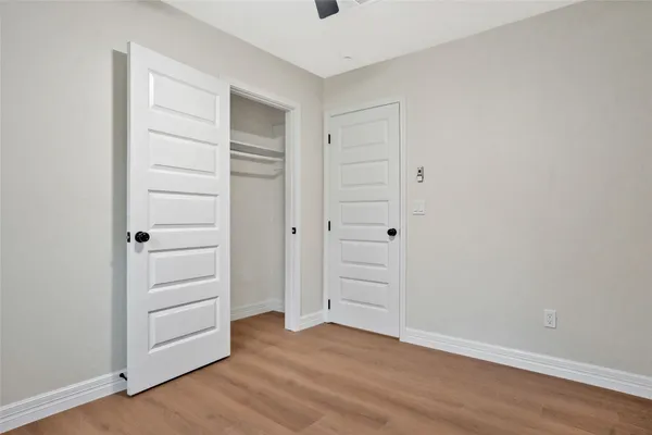 $425,000 | 3 Still Corner Place, Spring, TX 77381