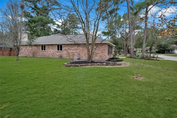 $425,000 | 3 Still Corner Place, Spring, TX 77381