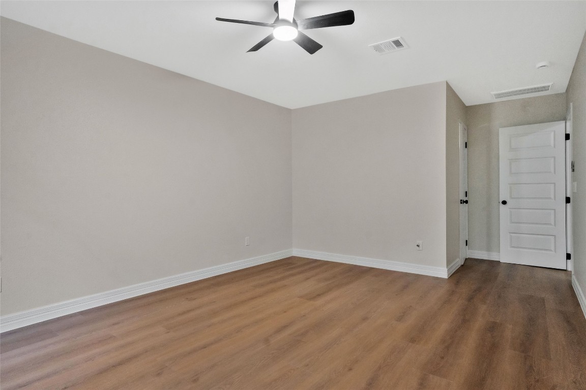 3 Still Corner Place Spring, TX 77381 - Photo 6 of 42