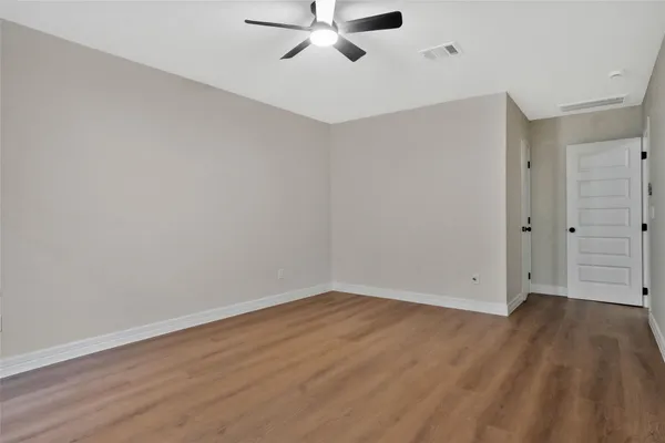 $425,000 | 3 Still Corner Place, Spring, TX 77381