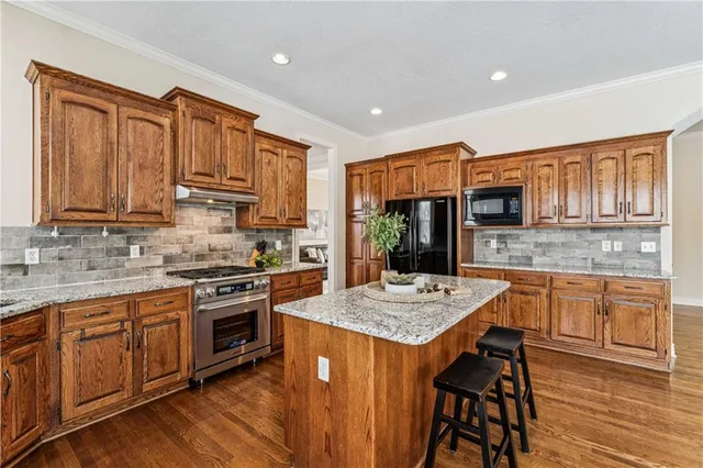 $620,000 | 7702 West 145th Terrace, Overland Park, KS 66223