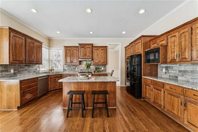 $620,000 | 7702 West 145th Terrace, Overland Park, KS 66223