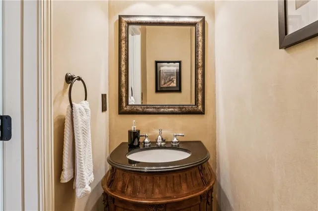 $620,000 | 7702 West 145th Terrace, Overland Park, KS 66223