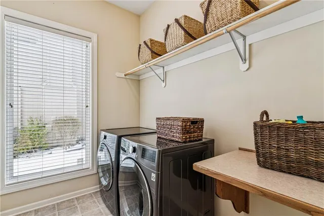 $620,000 | 7702 West 145th Terrace, Overland Park, KS 66223