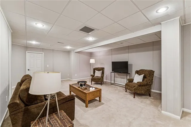 $620,000 | 7702 West 145th Terrace, Overland Park, KS 66223