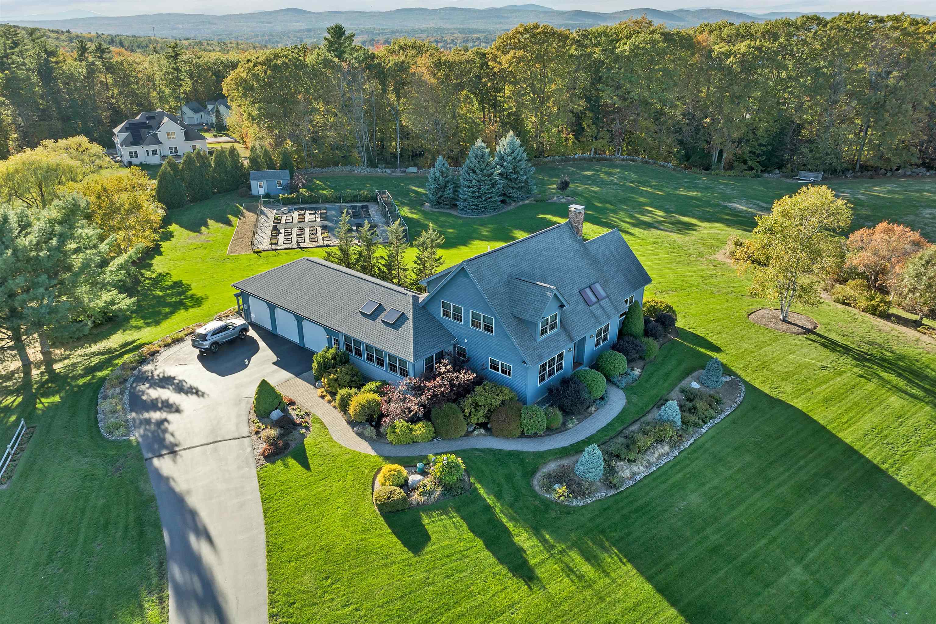 30 Beacon Hill Road Gilford, NH 03249 - Photo 4 of 60 Gallery Image 4
