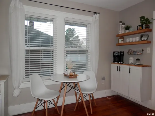 $89,900 | 1828 Baird Avenue, Galesburg, IL 61401