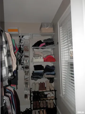 $89,900 | 1828 Baird Avenue, Galesburg, IL 61401