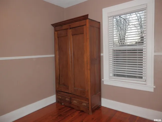 $89,900 | 1828 Baird Avenue, Galesburg, IL 61401